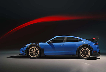 Porsche kapitulovalo. Taycan dostal přesně to, čemu se dřív smálo