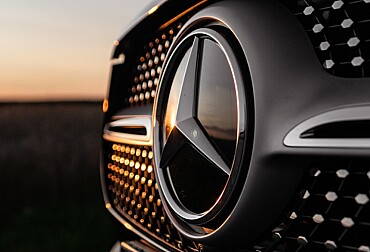 Mercedes v ohrožení: Americký Senát řeší pravidla, která ho mohou odstřihnout od trhu