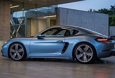 Porsche 718 míří do nové éry. Elektrický Boxster a Cayman jsou potvrzené