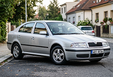 Před třiceti lety sjela z linky v Mladé Boleslavi. Octavia se z jednoho modelu stala synonymem celé značky