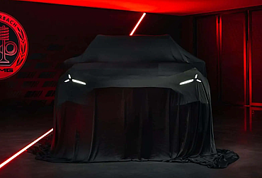 Mercedes-AMG chystá elektrické super-SUV. Premiéra má přijít v říjnu 2026