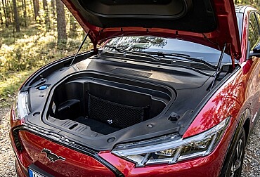 Frunk jako jedna z největších výhod Mustangu Mach E? Teď za příplatek