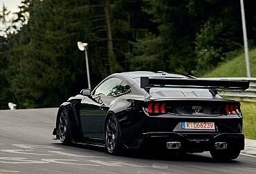 Zapomeňte na 911 GT3. Ford Mustang GTD možná na Nürburgringu sesadil i Porsche GT2 RS