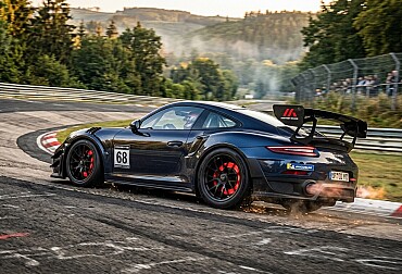 Nejrychlejší kola na Nürburgringu: Kdo opravdu zkrotil Zelené peklo