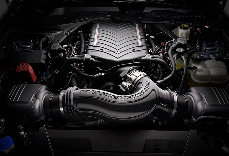 Ford pustil do prodeje „tovární“ kompresor: Mustang má až 810 koní