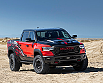 Divoký RAM TRX je&nbsp;zpět. 777 koní a&nbsp;V8&nbsp;přináší odvetu Fordu F-150 Raptor R